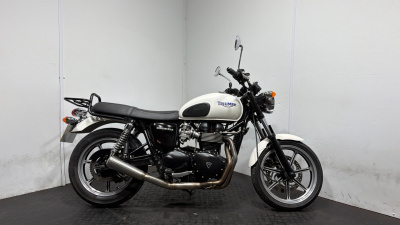 Triumph Bonneville (10MY)